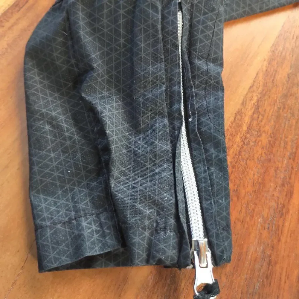 Bench Spring Jacket  - Picture 8 of 14